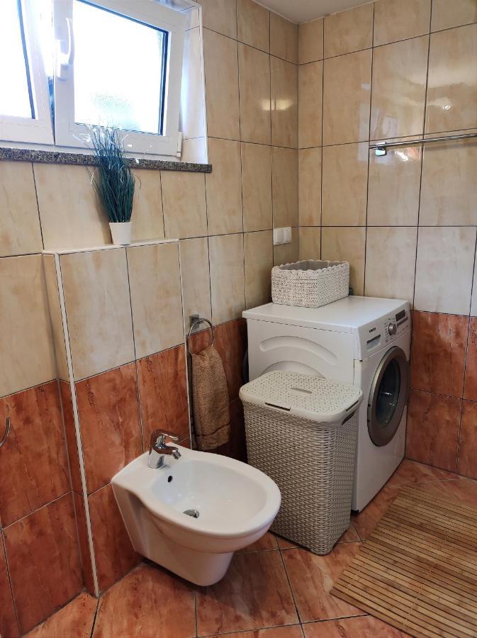 Apartman Emili Malinska Ngoại thất bức ảnh